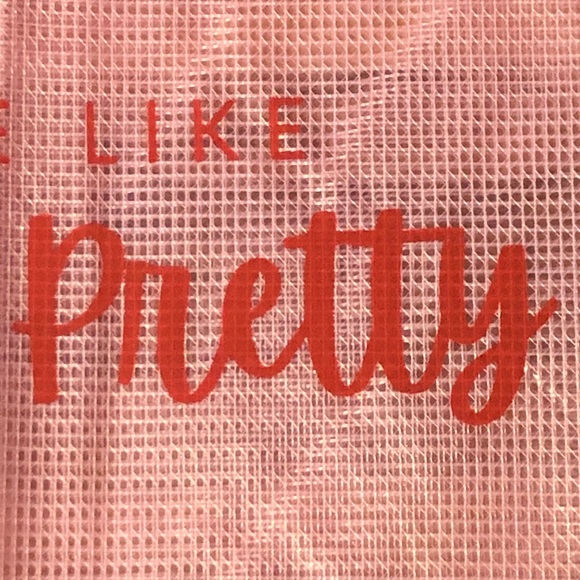 NWOT’s T-Shirt, Pool Bag, Felt Board & Tote Bundle - Picture 8 of 10